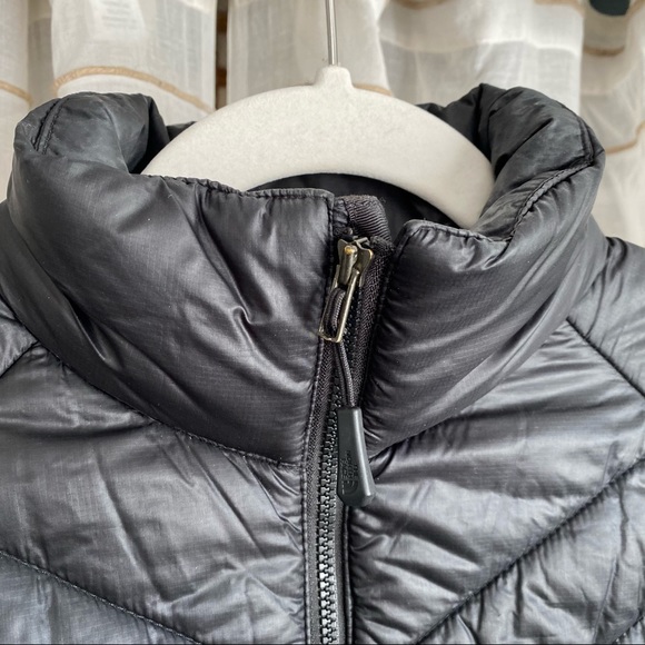 The North Face Black Puffer Jacket - Picture 5 of 14